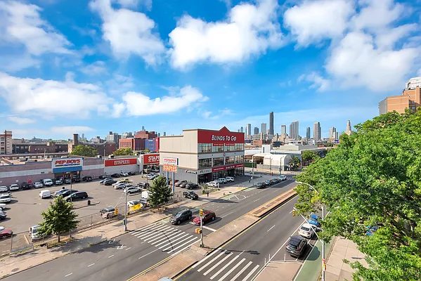 Sold by Douglas Elliman | media 27