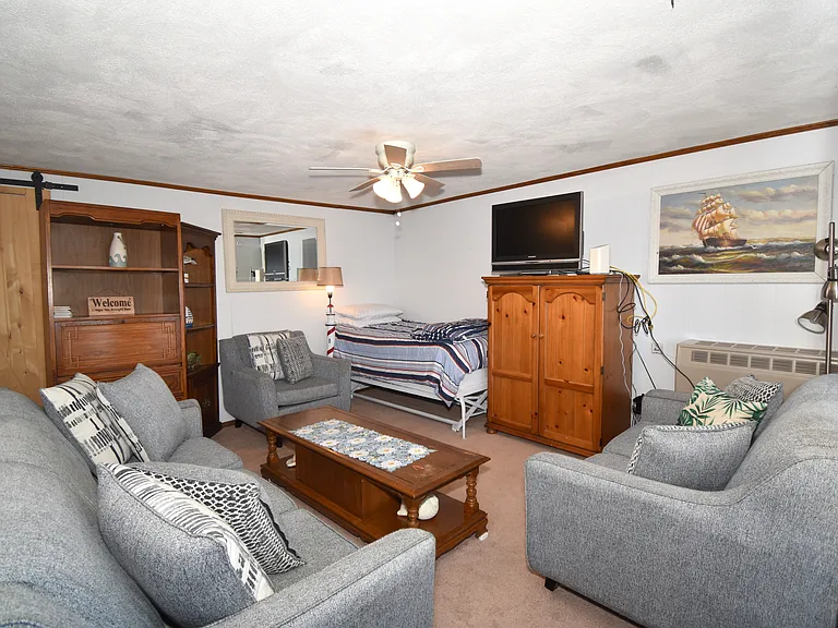 14 Tellier Rd — Photo 40