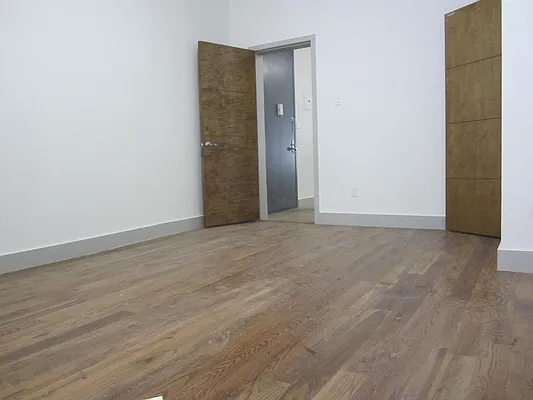 Rented by Uptown Flats LLC | media 29