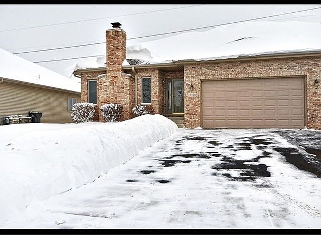 1st image of 21338 Sea Ray Ln