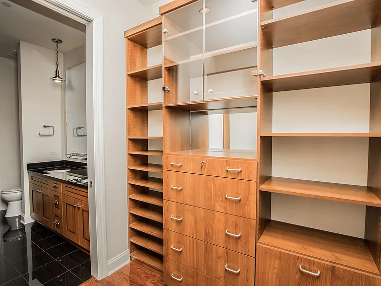 Master Suite Custom Closet