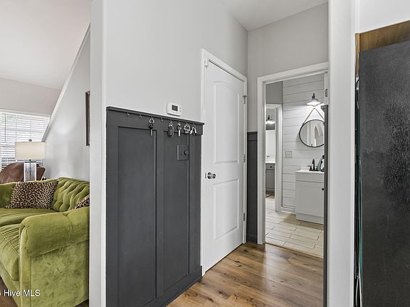 2nd image of 147 Terracina Circle