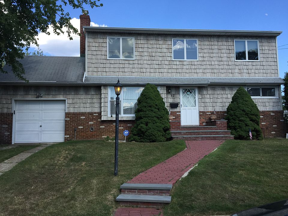 1st image of 37 Westwood Rd S