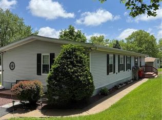 18 Springridge Rd, Bath, PA 18014