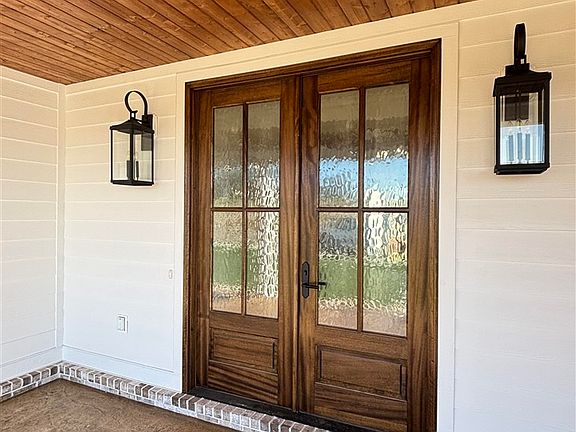 5th image of 1400 Riffle Way