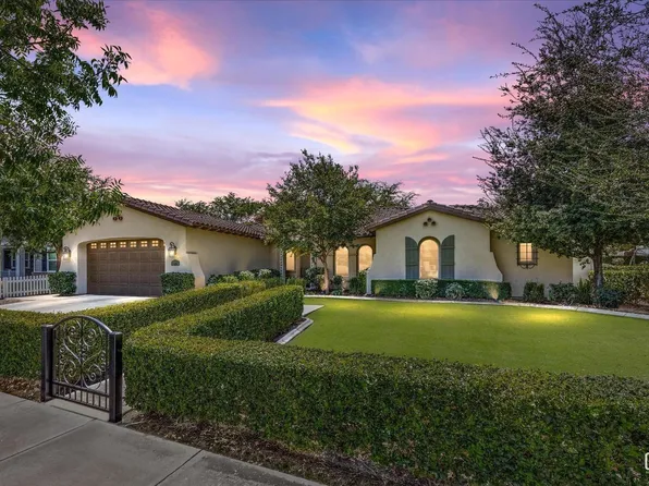 12719 Lincolnshire Dr, Bakersfield, CA 93311