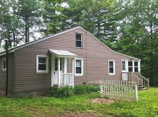 7 Walker Rd, Wales, MA 01081