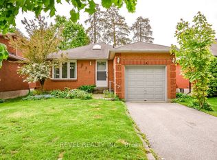 57 Irwin Dr, Barrie, ON L4N 7A7