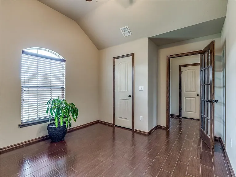 3020 Canton Trl — Photo 7