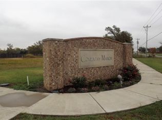 2700 Coventry Manor Dr, Oklahoma City, OK 73128