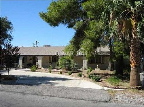 1st image of 3872 Jewel Ave