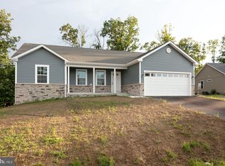 798 Basin Dr, Inwood, WV 25428