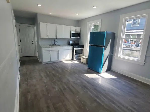 100-102 Horace St #1, Bridgeport, CT 06610