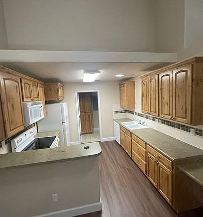 4th image of 5775 W 29th St Building 1