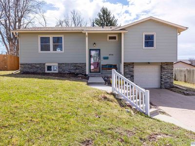 8729 Wilbur St, La Vista, NE, 68128