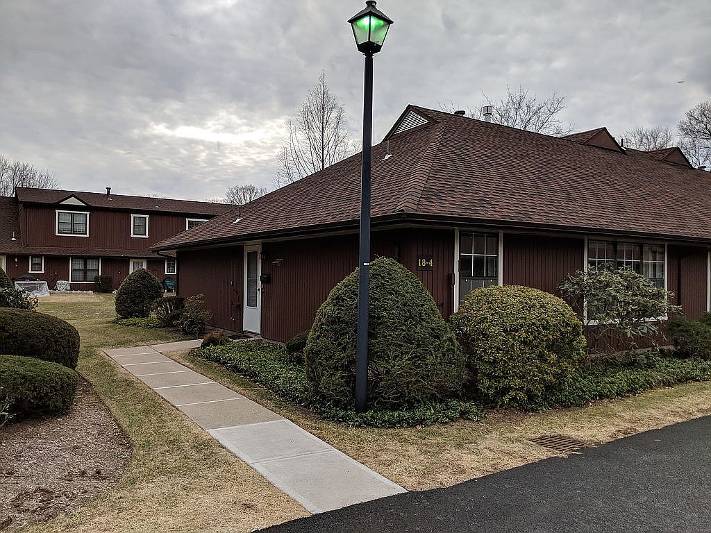 184 Tamaron Dr, Waldwick, NJ 07463 Zillow