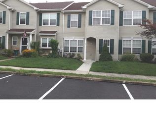 132 Hawthorne Ct, Collegeville, PA 19426