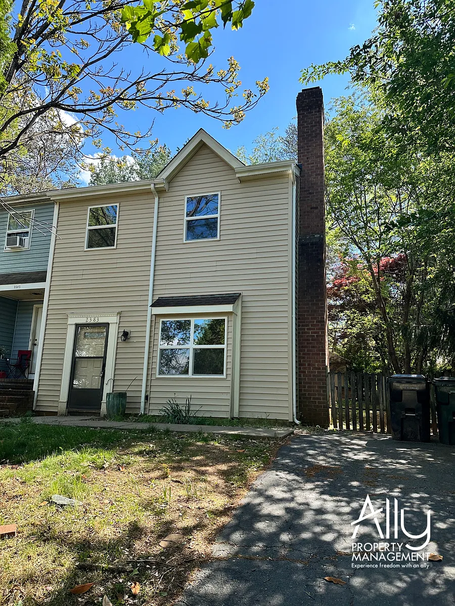 Building Photo - 2383 Austin Dr