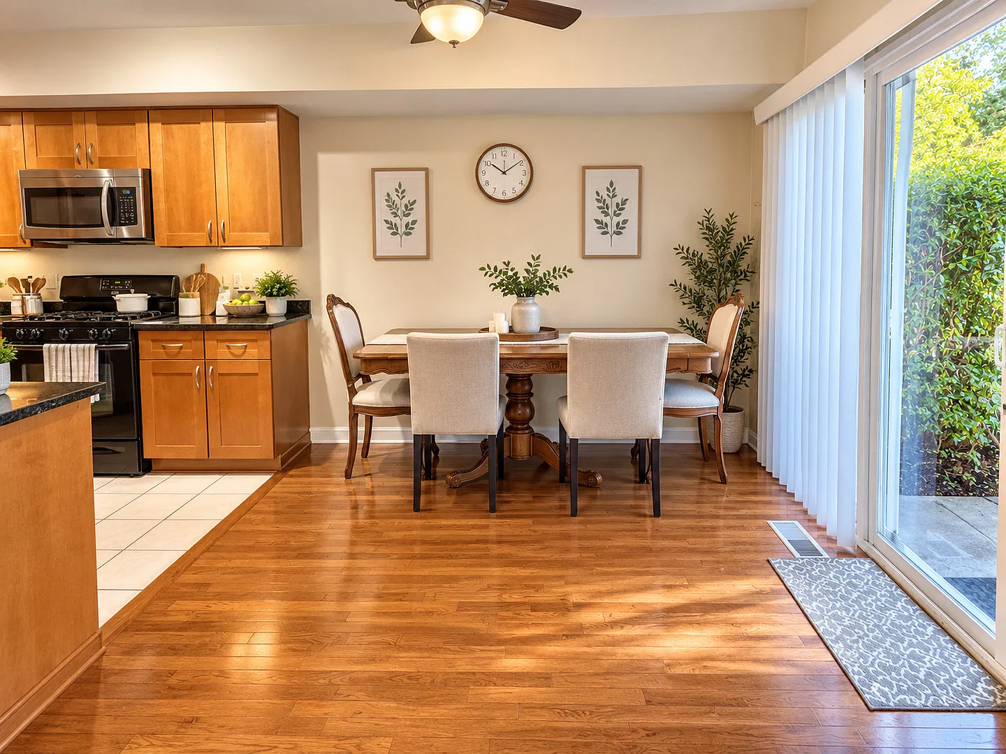 2 bed, 1.5 bath, 1150 sqft, $2,250 — Photo 4