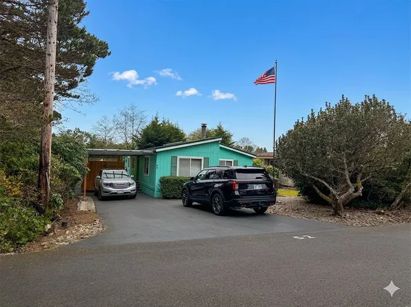 5405 NW Pacific Coast Hwy Unit 52, Waldport, OR 97394