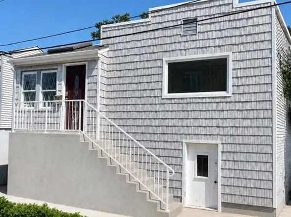 4 Jarvis Court, Far Rockaway, NY 11691
