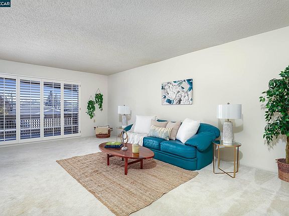 5th image of 2549 Pine Knoll Dr Unit 10