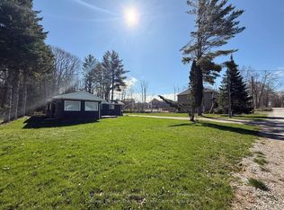 460 Wellington St, Gravenhurst, ON P1P1A5