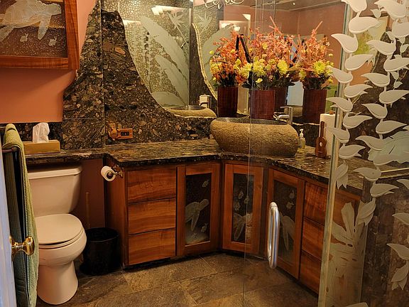 Larger view of bathroom. My glass etched designs, lol!