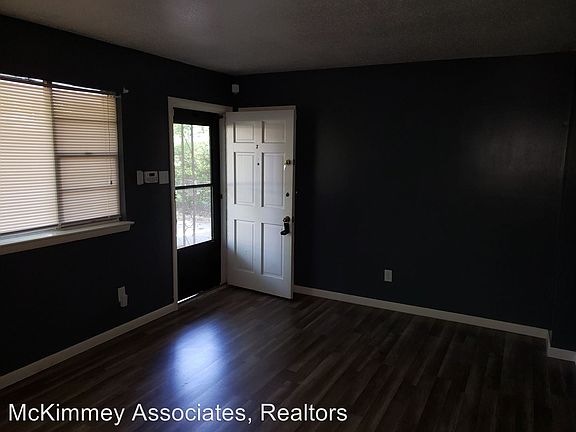 3rd image of 10304 Jana Dr