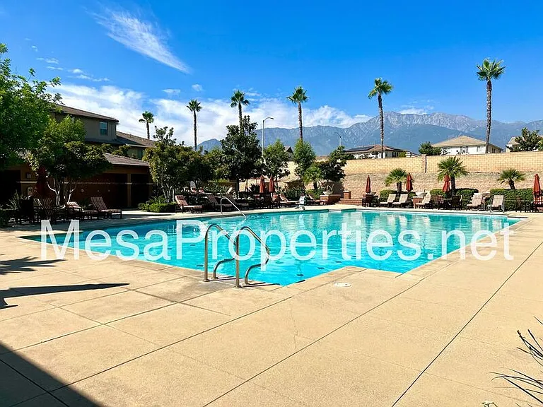 12368 Claredon Dr #6 — Photo 31