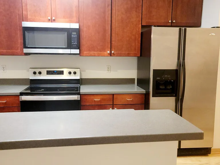 3049 Chamberlain St N #4 — Photo 18