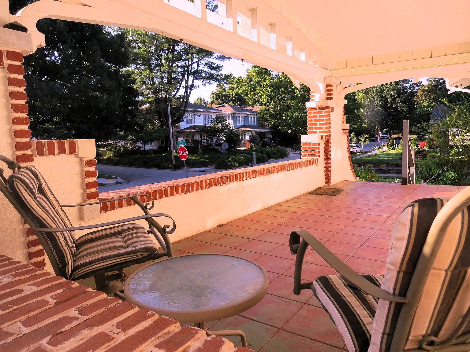 3 bed, 1746 sqft, $2,600 — Photo 2