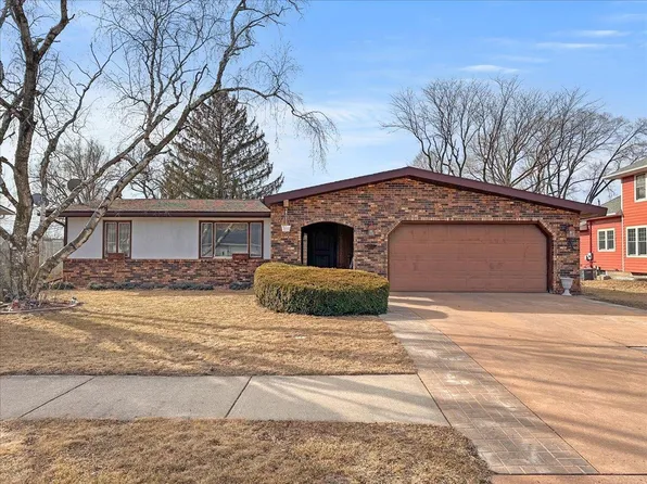 221 South Dousman Street, Prairie Du Chien, WI 53821