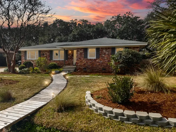 11 Boardman Rd, Charleston, SC 29407