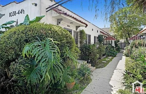 1 bed, 750 sqft, $2,200 — Photo 3