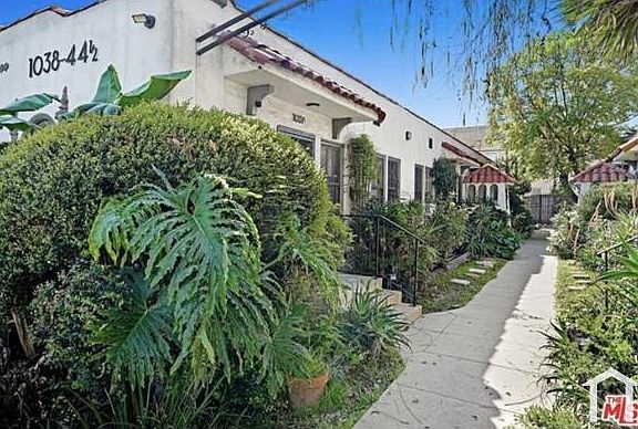 3rd image of 1042 W 57th St
