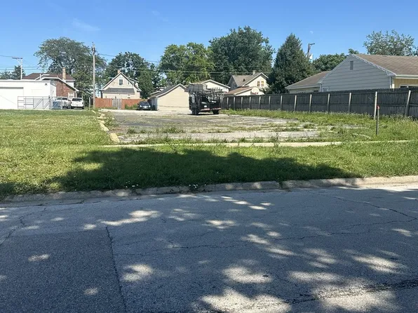 175 May St, Bensenville, IL 60106