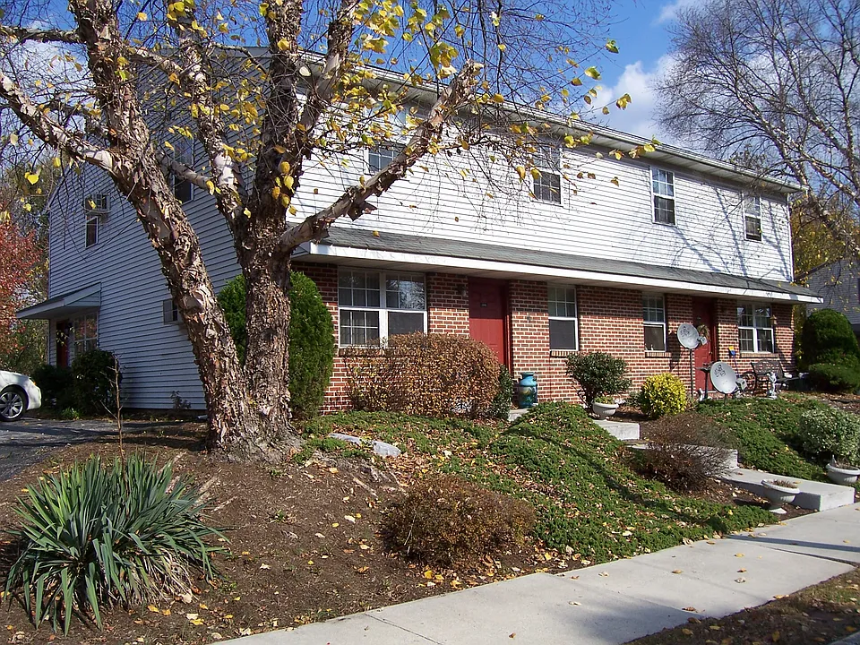 124B Umberto Ave