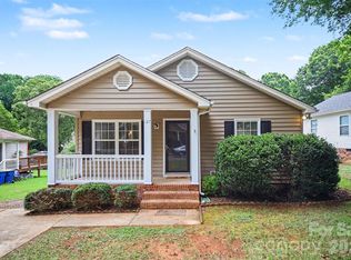 127 Pratt St, Belmont, NC 28012