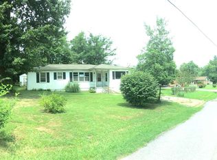 1103 Ridgeway St, Mayfield, KY 42066