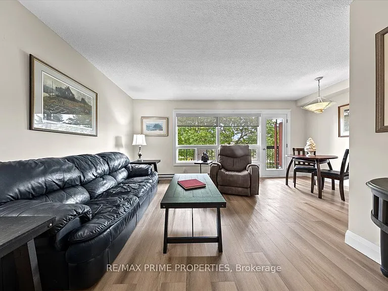 158 McArthur Ave #209 — Photo 9