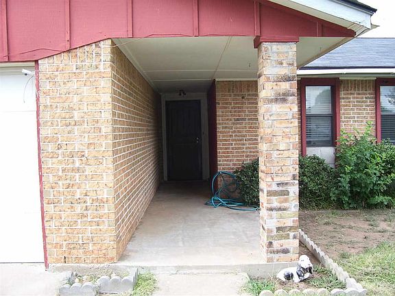 3rd image of 6051 SW Atterbury Dr