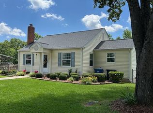 43 Dairy St, Ware Shoals, SC 29692