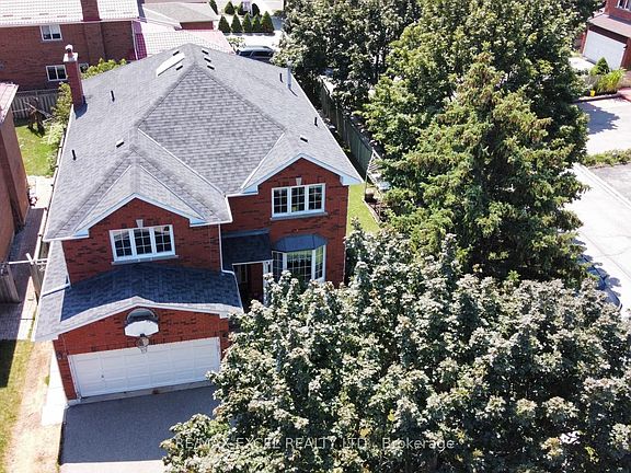 2nd image of 93 Olivewood Dr