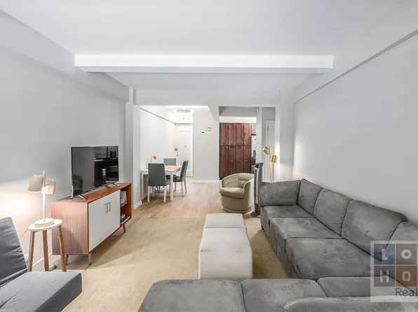 550 Grand Street image 2 of 20