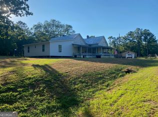 1966 Owens Rd, Woodbury, GA 30293