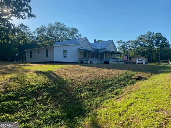 1966 Owens Rd, Woodbury, GA 30293