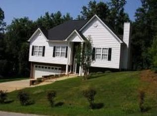 4726 Log Cabin Rd, Gainesville, GA 30504