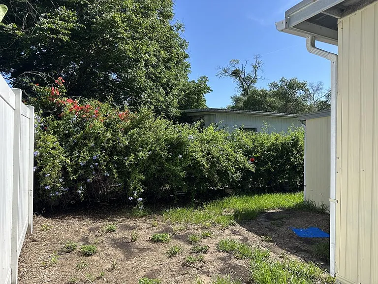 5844 Sunshine Park Dr — Photo 15