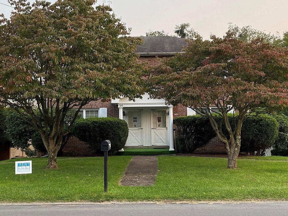 1st image of 676 Killarney Dr